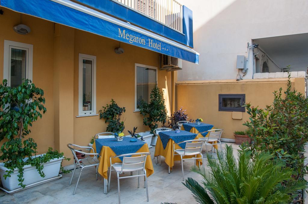 Megaron Hotel Pozzallo Eksteriør bilde