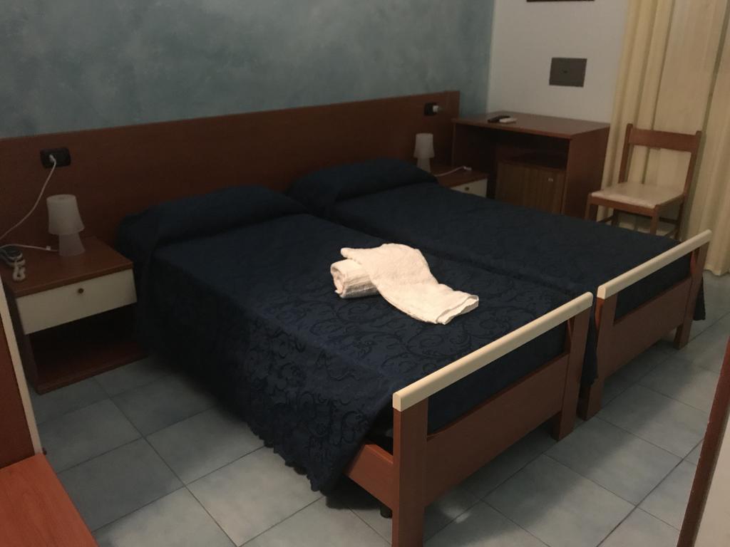 Megaron Hotel Pozzallo Eksteriør bilde